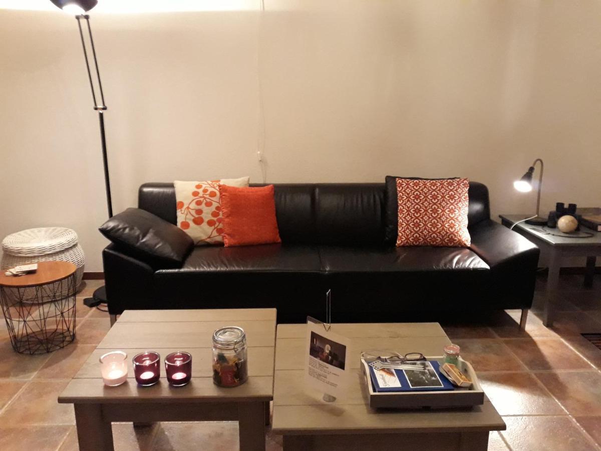 Vakantiehuisje Achter Odiliapeel Luaran gambar