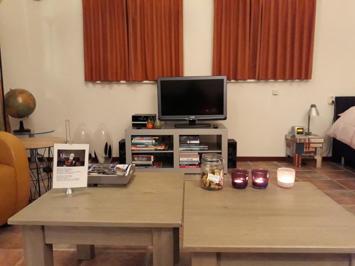 Vakantiehuisje Achter Odiliapeel Luaran gambar