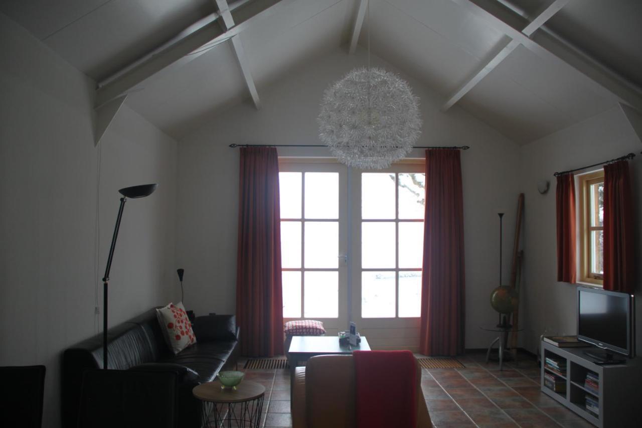 Vakantiehuisje Achter Odiliapeel Luaran gambar