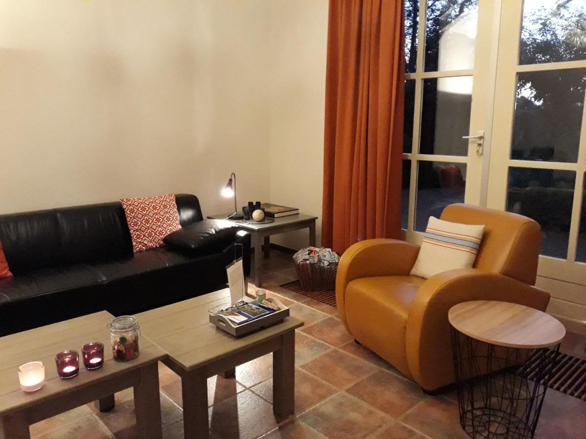 Vakantiehuisje Achter Odiliapeel Luaran gambar