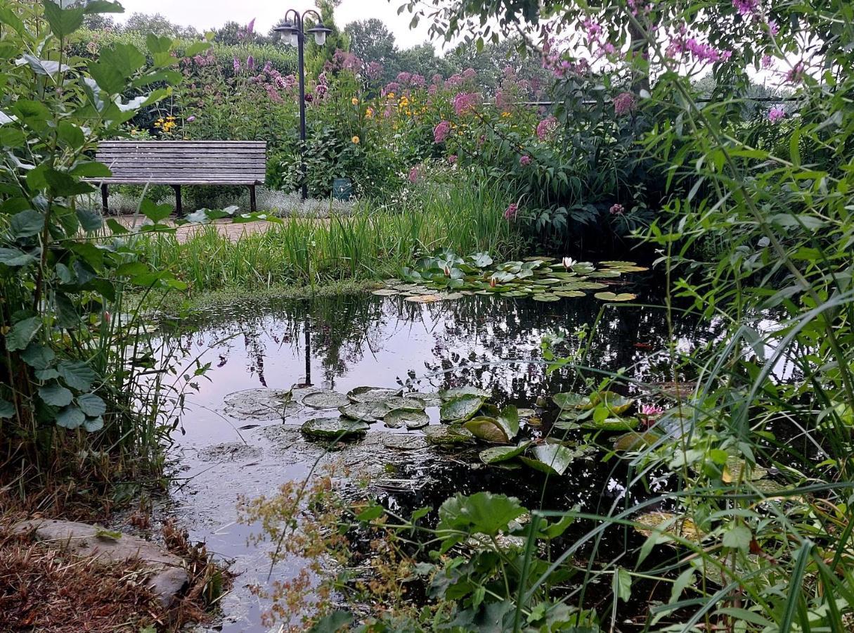 Vakantiehuisje Achter Odiliapeel Luaran gambar